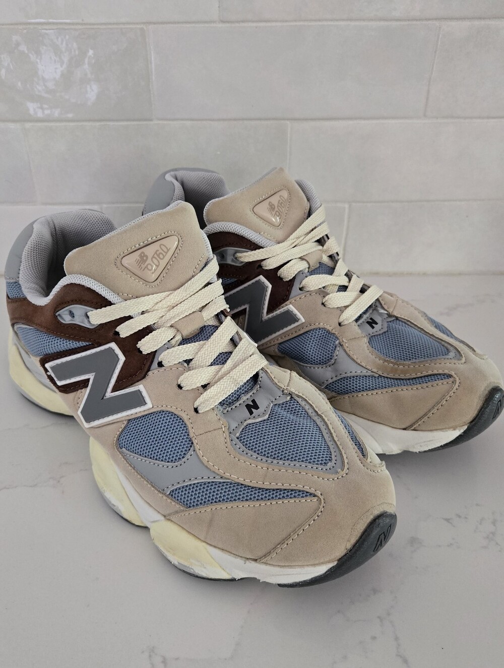 New Balance 9060 Sneakers Size M9/W 10.5 Sea Salt Blue Mushroom Aluminum Cyclone - Picture 2 of 12
